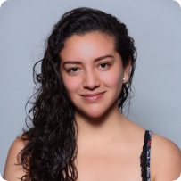 Msc. Sara Fernandez directora de la Unidad Educativa Paul Dirac